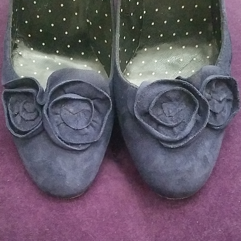 [Moschino] Navy Suede Pumps - Picture 7 of 8